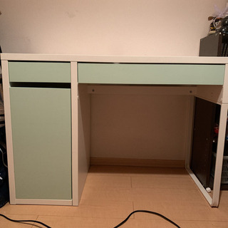 【取引決まりました】IKEA ミッケ（MICKE）子供用学習机