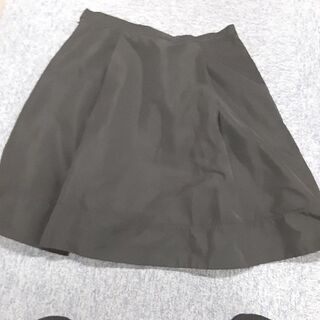高級ブランドnano・universe　黒スカートMサイズ