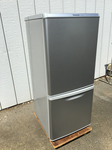 ■パナソニック 2ドア冷凍冷蔵庫 NR-B145W-S■Panasonic 2013年製 単身向け冷蔵庫 1人用