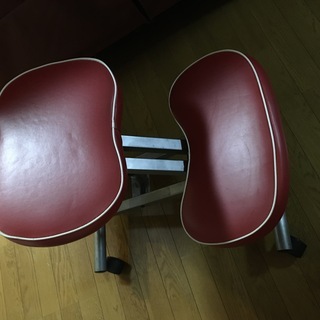 引き取り0円　バランスチェア 学習椅子 姿勢矯正 椅子 パソコン...