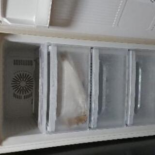 キッチン家電 購入者決まりました！三菱 冷凍庫