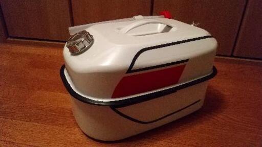 RZそっくり携行缶(値下げ)