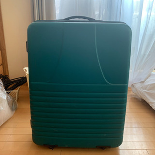 【ネット決済】【終了しました】大型スーツケース　グリーン