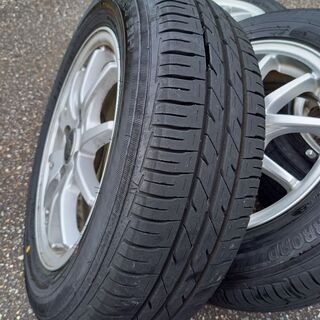 オートバックスオリジナルタイヤとアルミホイールのセット、Maxrun　EVERROAD 175/65R14