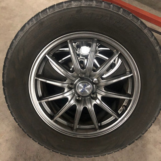 スタッドレスタイヤ　ホイール　セット
