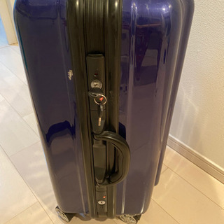 【ネット決済】［取引確定済み］スーツケース（中型サイズ）
