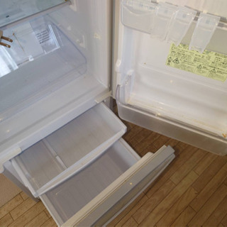 SHARP 冷凍　冷蔵庫　137L 2018年