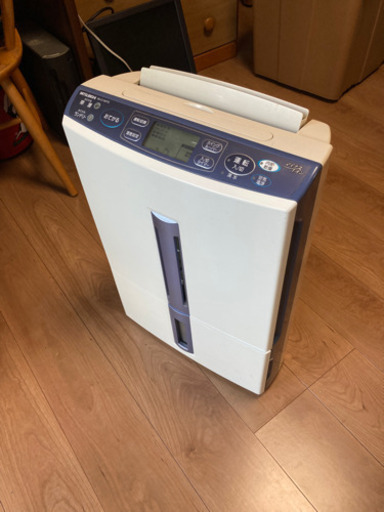 MITSUBISHI 三菱空気清浄除湿器 形名：MJ-C100TX-A 製造番号：M005689 《2003年製》※動作確認済み※ 38×18×高さ56cm JM2113)【取りに来られる方限定】