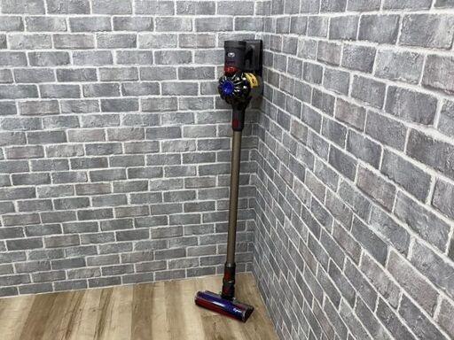 【ハッピー西葛西店】コードレスサイクロンステッククリーナー　Dyson V7 Fluffy Origin　2020年式　ID:59251