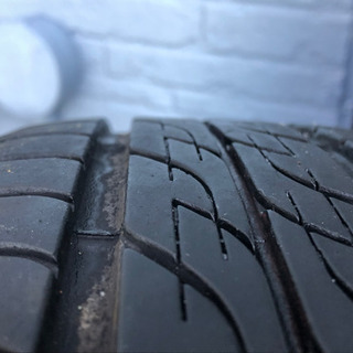 タイヤとアルミホイール14インチです。商談中