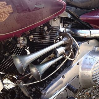 ハーレーダビットソン　８４年FLHTC　不動車レストアベース　現状　書類あり ハーレーダビットソン 84年FLHTC 不動車レストアベース 現状 書類あり