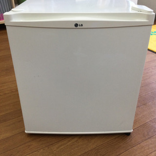 ＬＧ　２００６年製　冷蔵庫　HFC-134a　１０００円