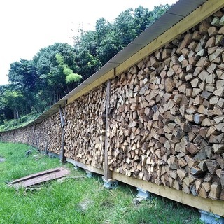 2024年産　広葉樹の薪（生薪）軽トラ1台あたり