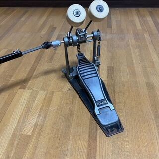 美品 YAMAHA  DFP880 ヤマハバスドラム用  ツインペダル(ダブルペダル)     TWIN FOOT PEDAL FOR BASS DRUM フットペダル