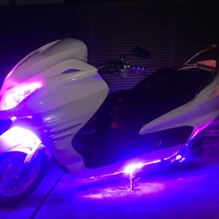 大人気ツートンカラー‼︎【YAMAHA マジェスティ】フルカスタム‼︎ LED付‼︎ 大人気‼︎【YAMAHA マジェスティ】ツートンカラーフルカスタム‼︎ LED