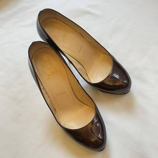 クリスチャンルブタン ビアンカ エナメル ボルドー