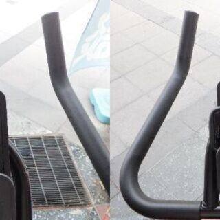 期間限定値引き中。エアロバイク JOROTO 静音設計 スピンバイク INDOOR BICYCLE XM16 レッド×ブラック 