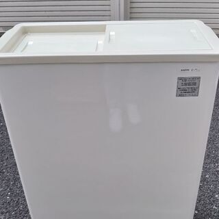 キッチン家電 値下げしました❗冷凍ストッカー61L激安‼️