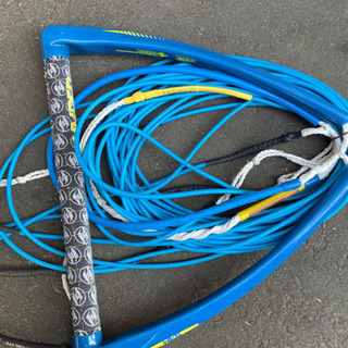 ウェイクボード、ブーツ、ハンドル付