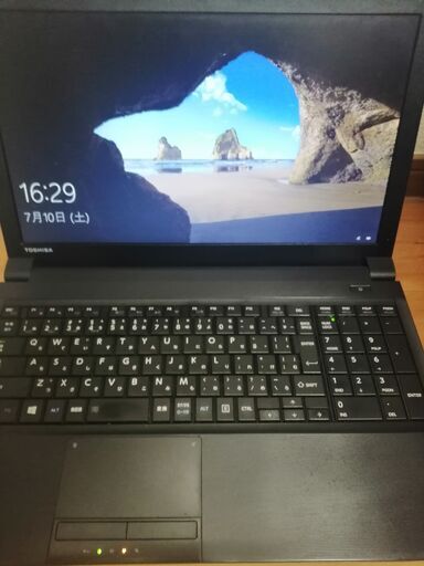 東芝 高性能第4世代Core i3搭載 高速SSD搭載　メモリ4G 大画面15.6インチ　テンキー　CDDVD読み書き　Wifi対応 最新Windows10搭載