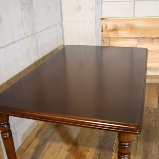 karimoku コロニアルシリーズ センターテーブル　ダイニングテーブル Karimoku(カリモク家具)のCOLONIAL(コロニアル)シリーズのダイニング