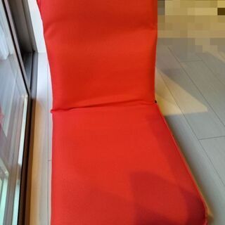 赤い座椅子 値下げしました。
