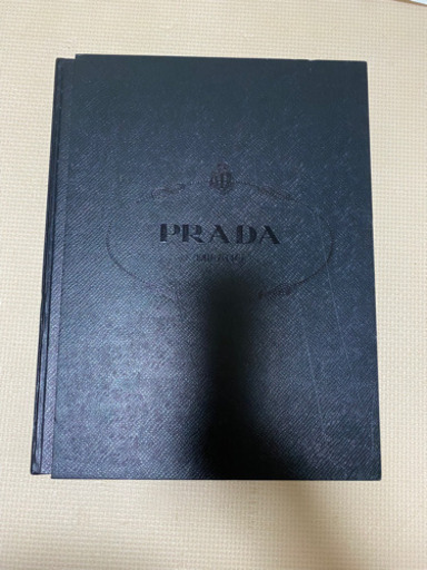 PRADA  書籍