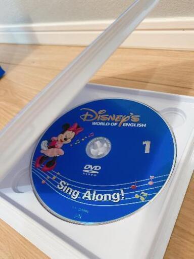 Disney’s world of English singalong!\nDVDとCDセットです