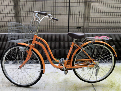 自転車26インチ　　変速なし　　オレンジ色