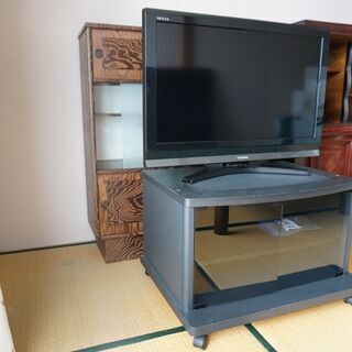 TOSHIBA  REGZA  ３２型　テレビ