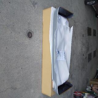 トヨタハイエースリヤスカート