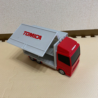 トミカ　トラック　8台収納