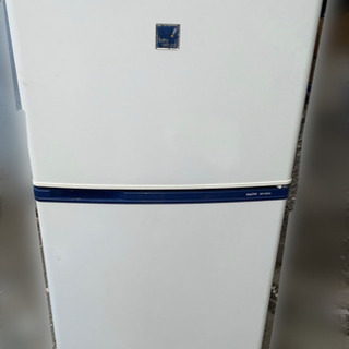 冷蔵庫　2005年製