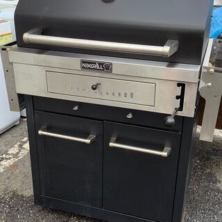 ☆特価早い者勝ち!!NEXGRILL バーベキューコンロ キャスター付き ☆特価早い者勝ち!!NEXGRILL バーベキューコンロ キャスター付き