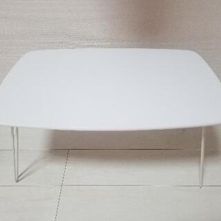 収納に便利な折りたたみテーブル　DTN-6040ホワイト