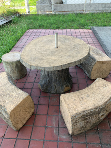 擬木テーブル