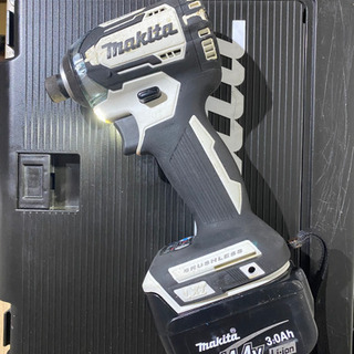 中古　マキタ　TD160D 14V  インパクトドライバ　白　フルセット 中古 マキタ TD160D 14V インパクトドライバ 白 フルセット