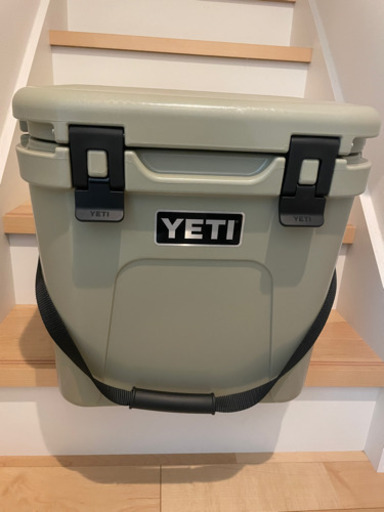 YETI クーラーボックス ローディー　24 タン