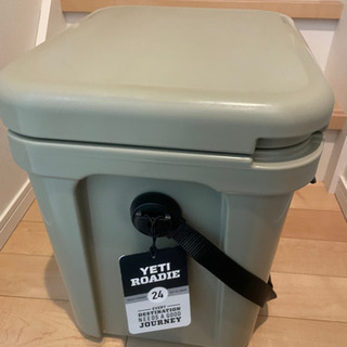 YETI クーラーボックス ローディー　24 タン