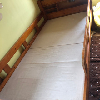 木製ベッド0円 差し上げます。