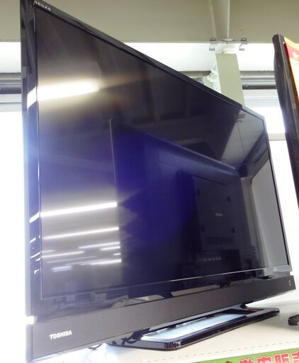 東芝　液晶テレビ 32S20 32インチ　中古品 リモコン付き 2017年製