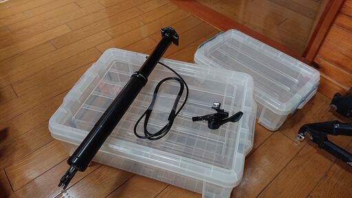 取引き中ドロッパーセット スペシャライズド純正　未使用　X-FUSION MANIC　レバー付き