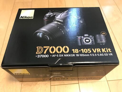 デジタル一眼レフカメラの名機【ニコン Nikon D7000 18-105 VR Kit＋単焦点レンズAF-S DX NIKKOR 35mm f/1.8G】／カメラ箱付き／