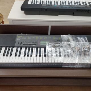 CASIO　カシオ　キーボード　CTK-2200