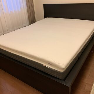 【ネット決済】IKEA MALM クイーンサイズベッド　マットレ...