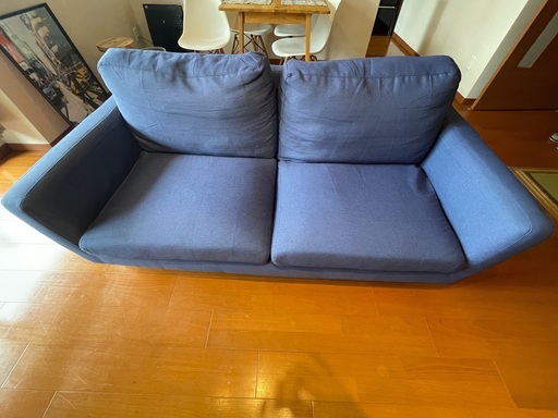 無料にしました 2人用 青いソファ シンプルなインテリアに映えるデザイン タケシ 石屋川のソファ 2人掛けソファ の中古あげます 譲ります ジモティーで不用品の処分
