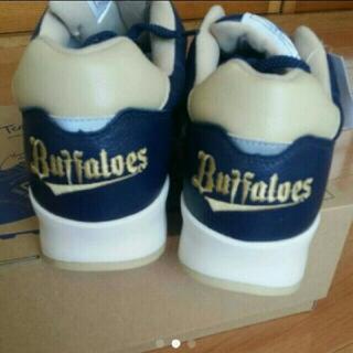 オリックスバッファローズ 靴工房サンガッチョ限定スニーカー
