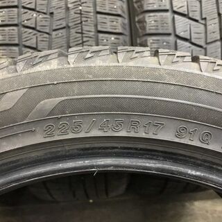 YOKOHAMA ice GUARD iG60 225/45R17 17インチ スタッドレス 4本 2017年製 レクサスIS アコードワゴン オーリス等　(TG497) クレジットカード QR決済可能