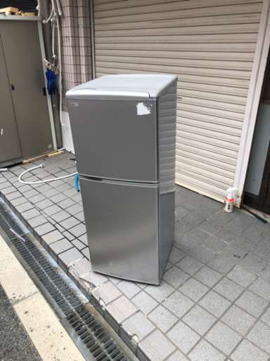 137L 冷蔵庫⁉️大阪市内配達無料⭕️保証付き