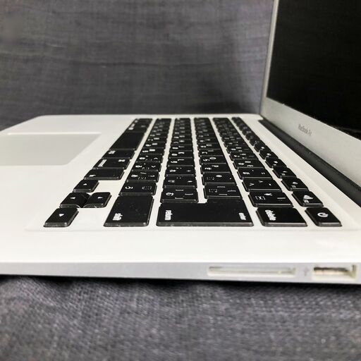 中古☆Apple MacBookAir Mid2017 MQD42J/A